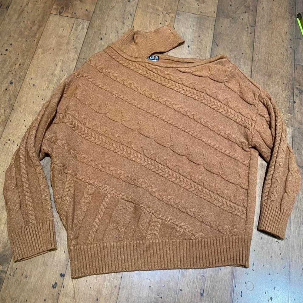 Venus Cable Knit One-Shoulder Cut-Out Pullover Sweater Size L
